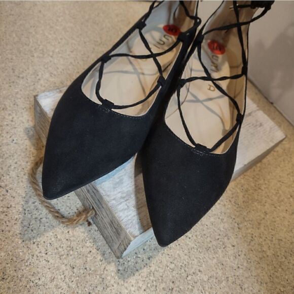 👍 Unisa New Black Flats Size 10 A14 - Picture 2 of 5